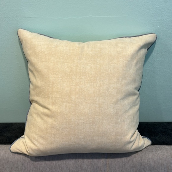 Pillow floral French decorative feathers fill cotton cover zipped - Picture 2 of 8